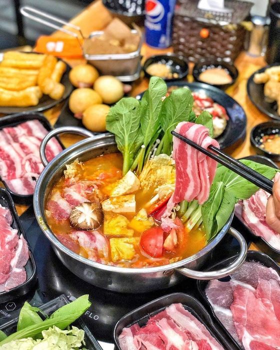 Nhà Hàng Q2 - Lẩu Nướng BBQ hình ảnh 1