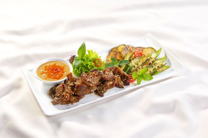 Hình ảnh 1 của Nhà hàng Quý Sâm