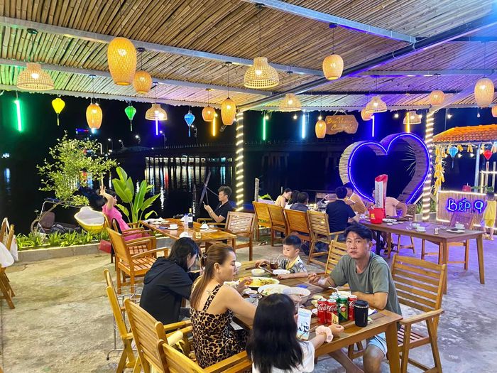 Nhà Hàng Hải Sản Cầu Mới - Hình ảnh 3