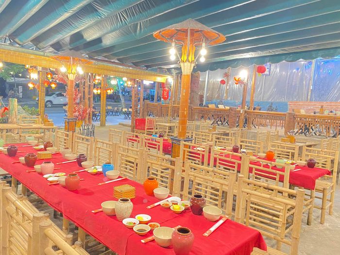 Tiểu Nhị Quán - Nơi Chuyên Đồ Ăn Ốc Hải Sản Tại Phú Quốc - Hình ảnh 1