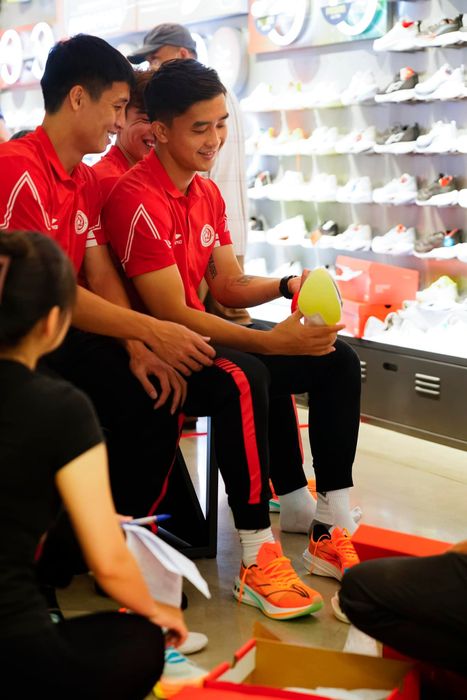 Hình ảnh Li-Ning 1