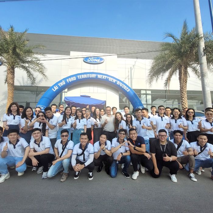 Hình ảnh đại lý Phú Mỹ Ford 1