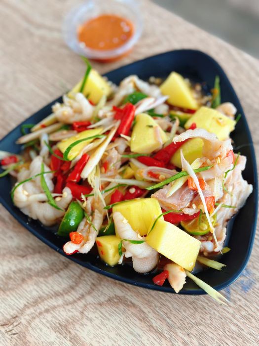 Hình ảnh Chân Gà CHICFIC 2