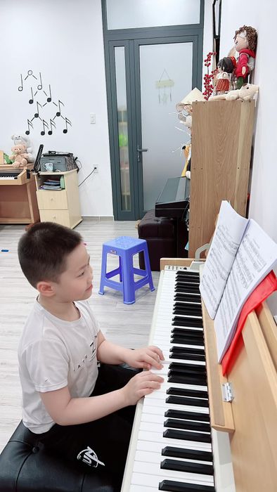 Hình ảnh L. Music 2