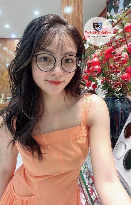 Hình ảnh 3 của Mắt Kính Tuấn Anh