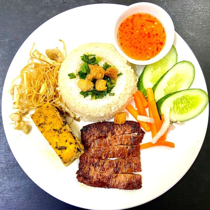 Veggie Saigon - Hình 1
