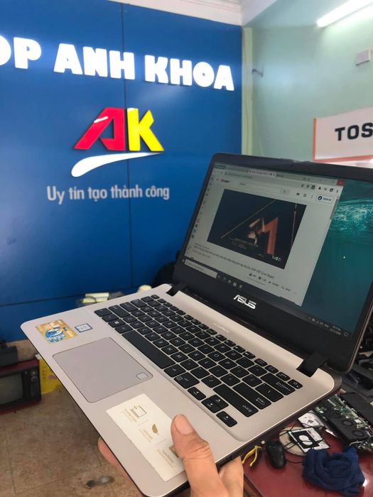 Hình ảnh Laptop Anh Khoa 2