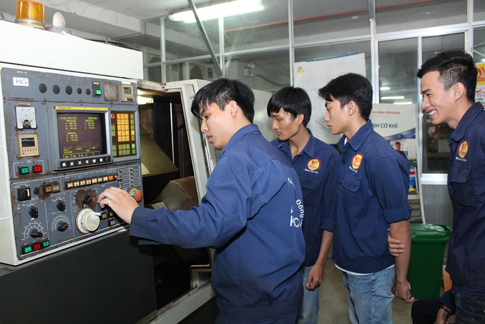 Hình Ảnh Trường Cao Đẳng Viễn Đông - 2
