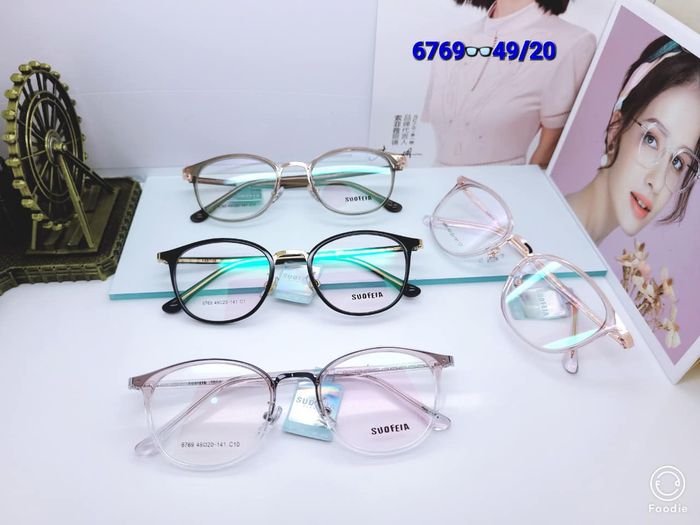 Hình ảnh Kính Mắt Quang Huy 2