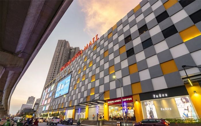 VINCOM MEGA MALL THẢO ĐIỀN hình ảnh 1