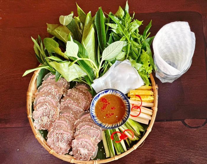 Ảnh 2 của Lẩu Bò Nhà Gỗ