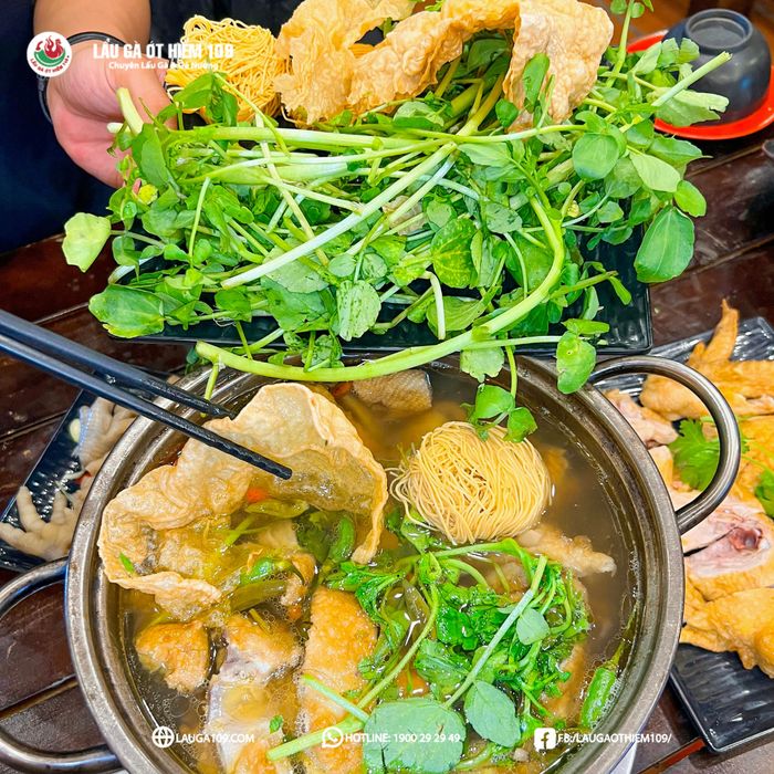 Hình ảnh Lẩu Gà Ớt Hiểm 109 2