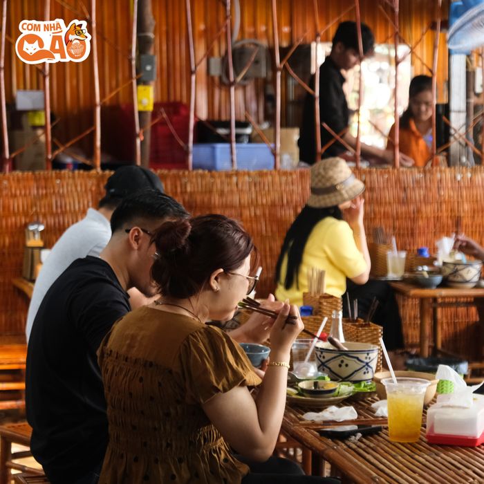 Cơm Nhà Cáo hình ảnh 2