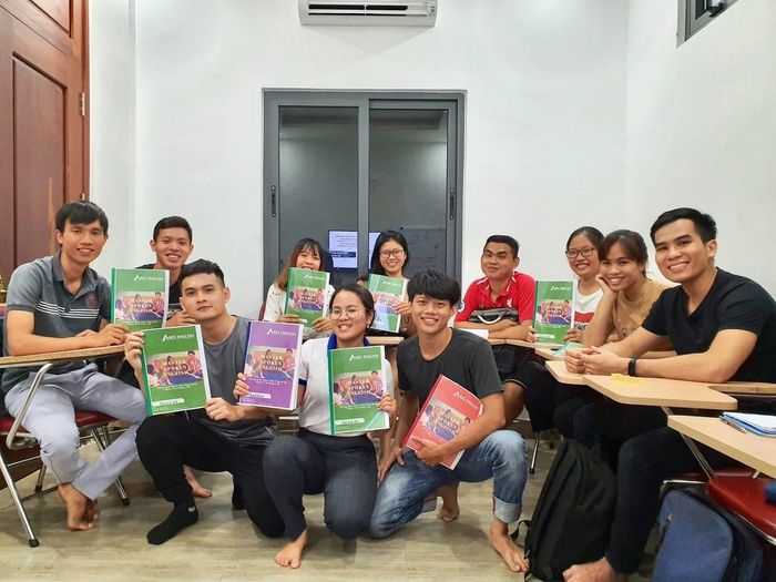 ARES English - Tiếng Anh Dành Cho Người Mới Bắt Đầu - Hình 2