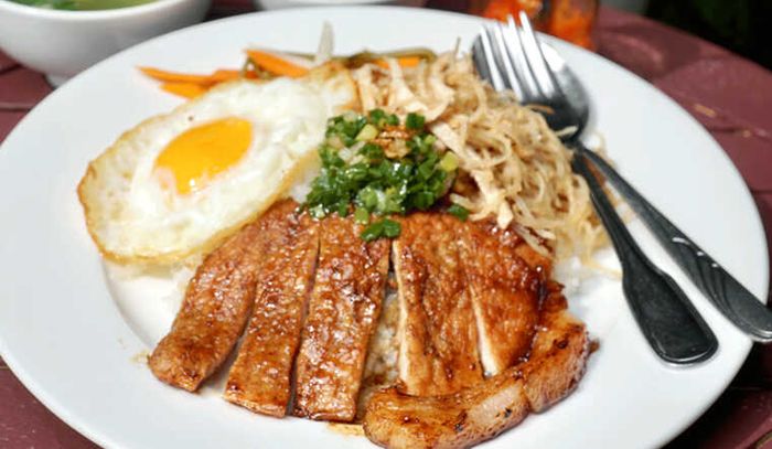 Cơm Tấm Má Uyên hình 1
