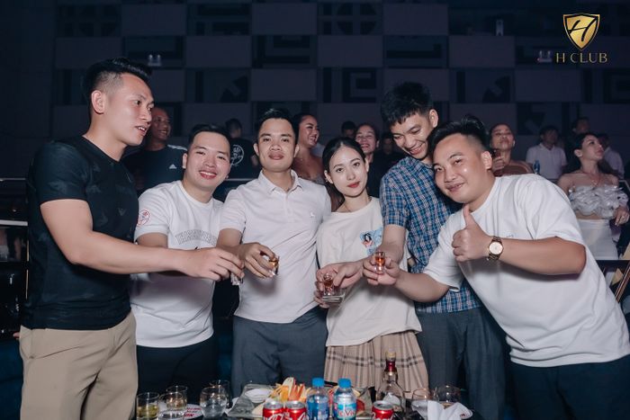 Hình ảnh H Night Club 2