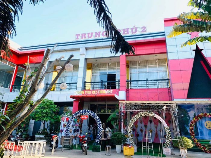 Nhà hàng Trung Phú ảnh 1