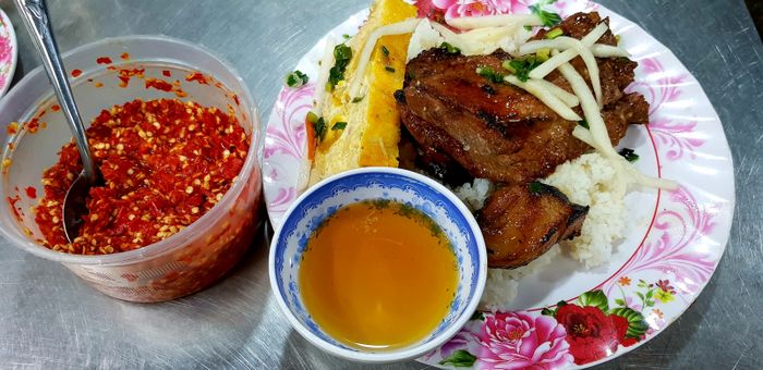 Cơm Tấm Ái Quốc hình 2