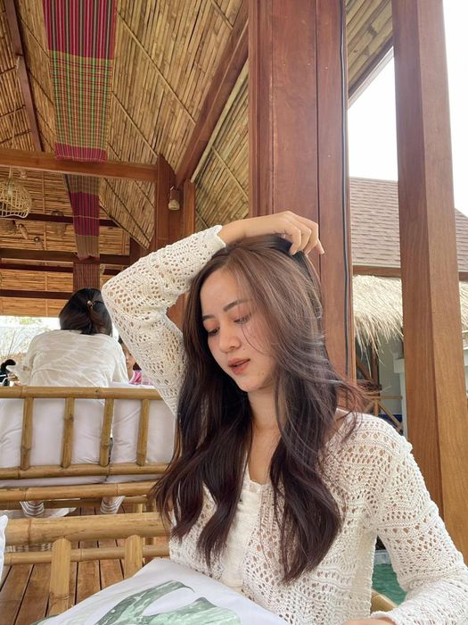 Khi nâng mũi, bạn nên nghiên cứu kỹ lưỡng ngay từ đầu, chọn nơi uy tín và bác sĩ có tay nghề cao, và phải kiểm chứng cẩn thận.