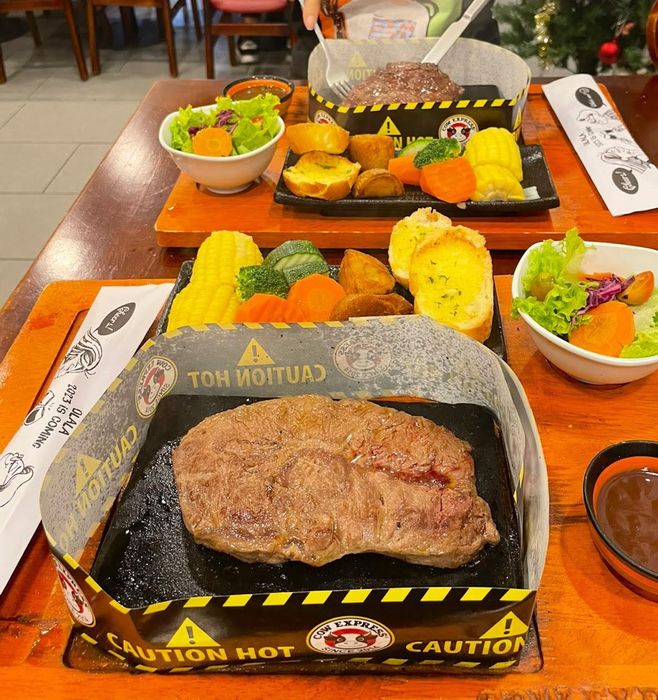 Cow Express - Beefsteak Mỹ - Pasta - Hình ảnh 1
