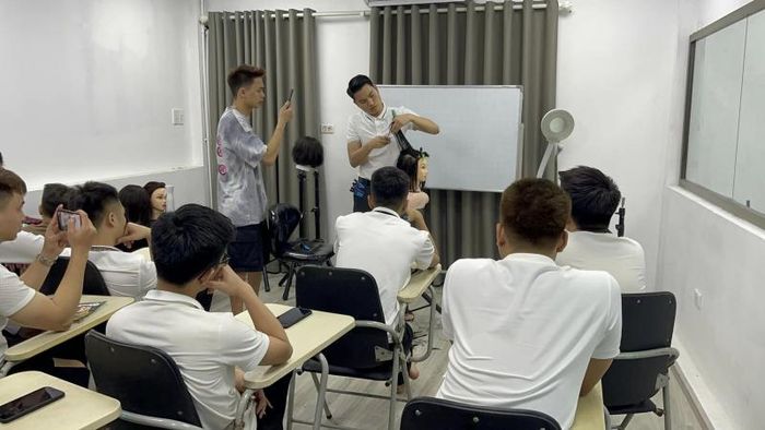 Chuyền Hair SaLon - Hình ảnh 2