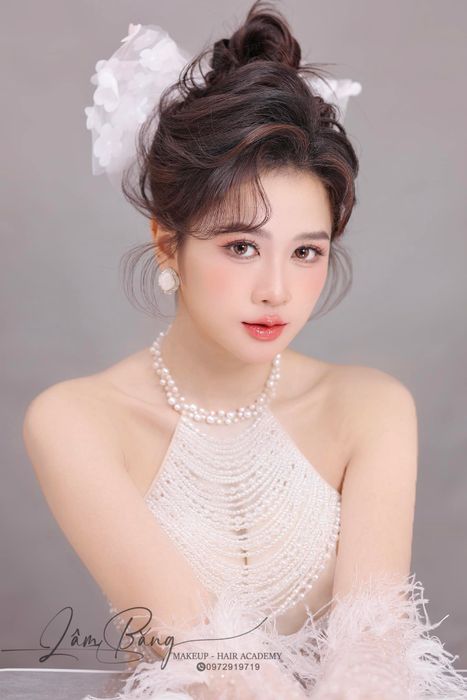 Hình ảnh từ Băng Studio 2