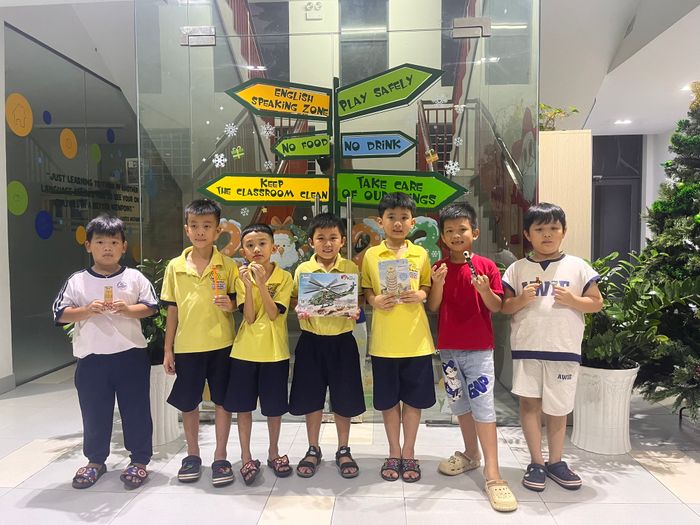 Hình ảnh Language World 2