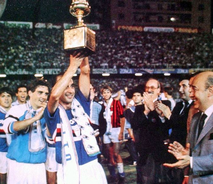 Hình ảnh Sampdoria ăn mừng chức vô địch năm 1994