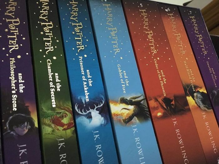 Harry Potter hình 2