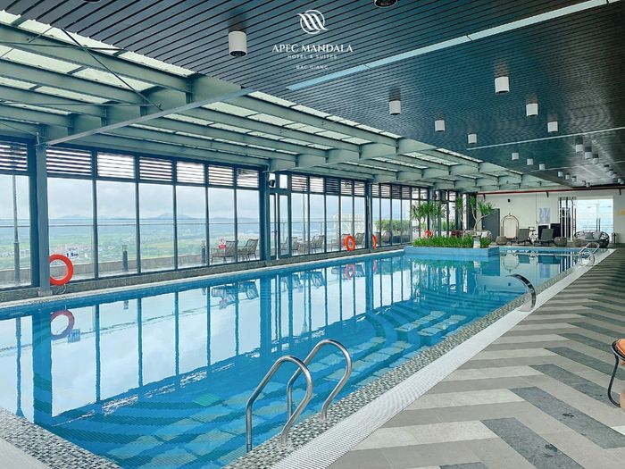 Hình ảnh Bể Bơi Mandala Hotel & Suites Bắc Giang 1