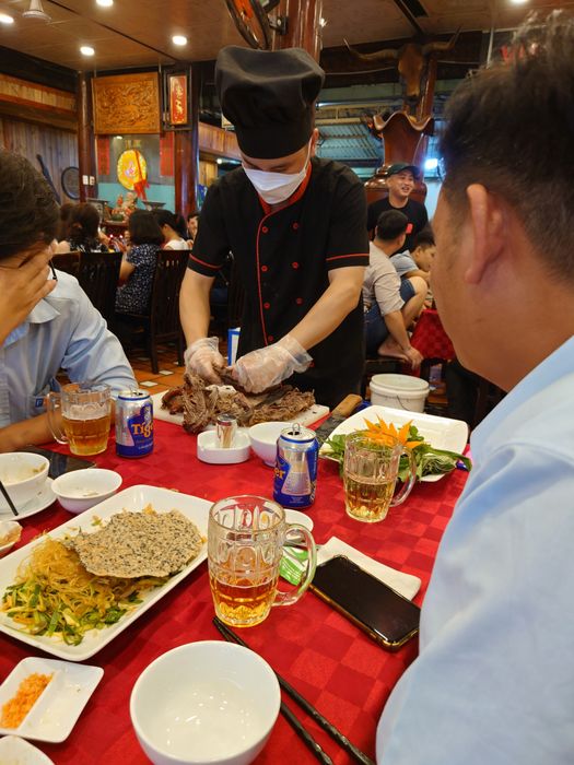 Hình ảnh 2 của Nhà hàng Vườn Lan