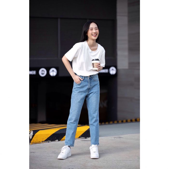 Thebluejeanss hình ảnh 2