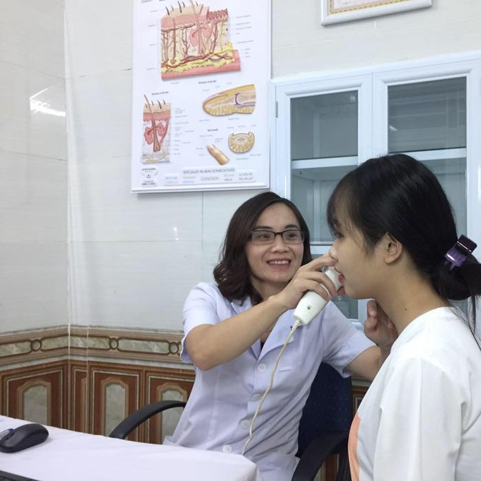Hình ảnh Da Liễu Thành Vinh - Bs Huyền 1