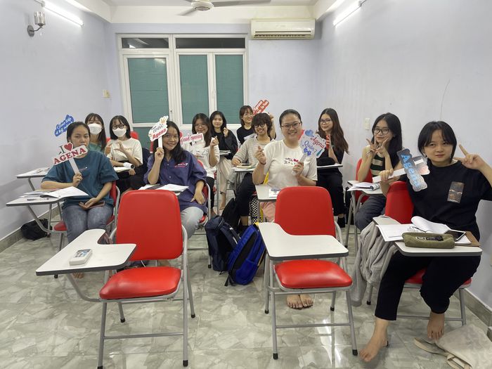 Agena English hình ảnh 1
