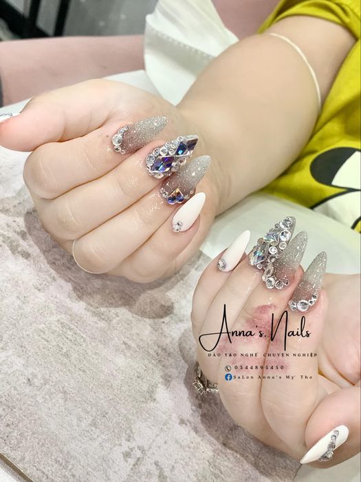 Anna's Nails & Academy hình 1
