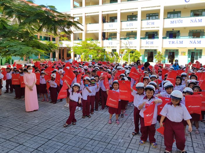 Hình ảnh 2 của Trường Tiểu học Bình Tân