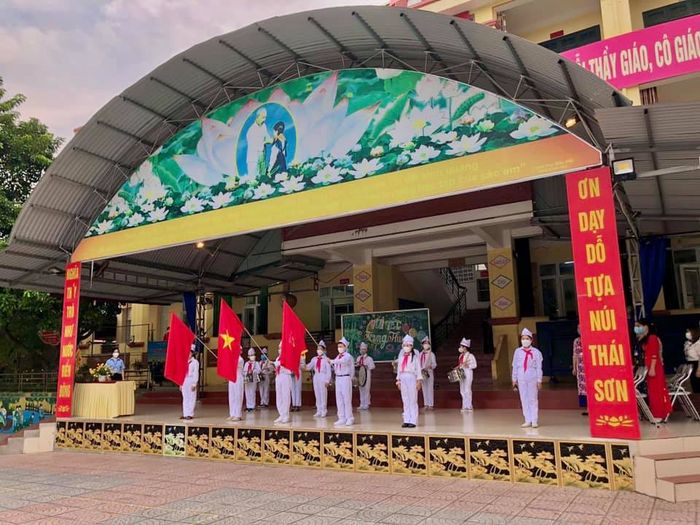 Hình ảnh Trường Tiểu học Đức Xuân - Ảnh 1