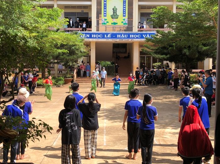 Hình ảnh 2 của Trường Trung học cơ sở Hùng Vương