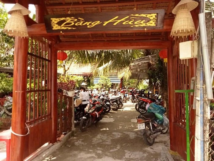 ĐIỂM HẸN BẰNG HỮU ảnh 1