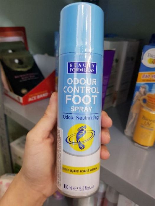 Ảnh 2 của xịt khử mùi chân Beauty Formulas Odour Control Foot Spray