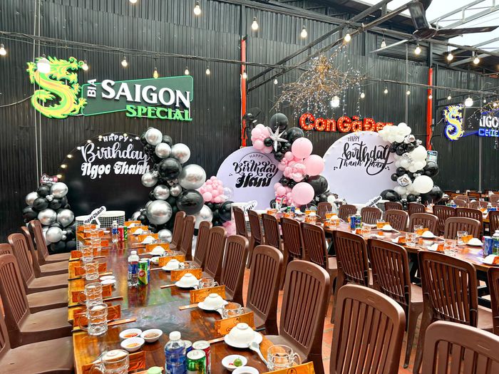 Hình ảnh của Con Gà Đen 1