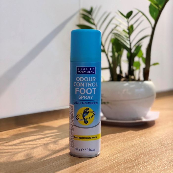 Ảnh 1 của xịt khử mùi chân Beauty Formulas Odour Control Foot Spray