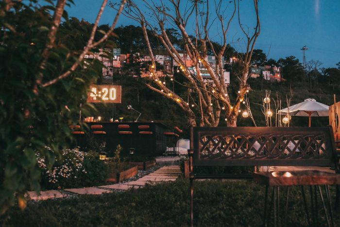 4:20 Sunset Cocktail Bar Đà Lạt hình 2