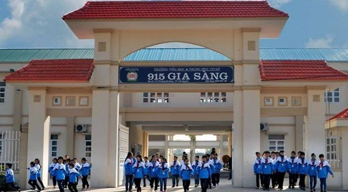 Hình ảnh Trường Tiểu học và Trung học cơ sở 915 Gia Sàng - Thái Nguyên