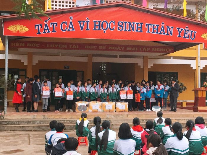 Hình ảnh Trường Tiểu học và Trung học cơ sở 915 Gia Sàng - Thái Nguyên số 2