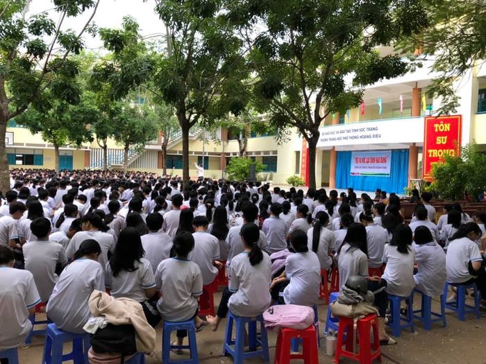 Ảnh 2 của Trường THPT Hoàng Diệu