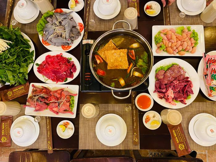 Nhà hàng MÓN NGON - Thái Nguyên - Hình ảnh 2