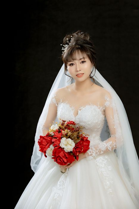 Hình ảnh 1 của Áo Cưới Linh Anh