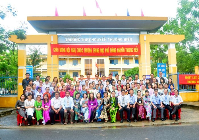 Hình ảnh THPT Nguyễn Thượng Hiền - TP. Đà Nẵng