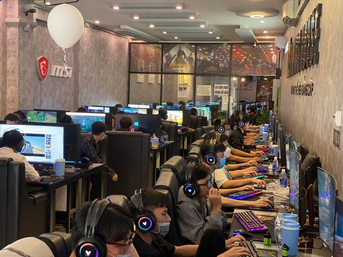 72 Gaming House hình 1